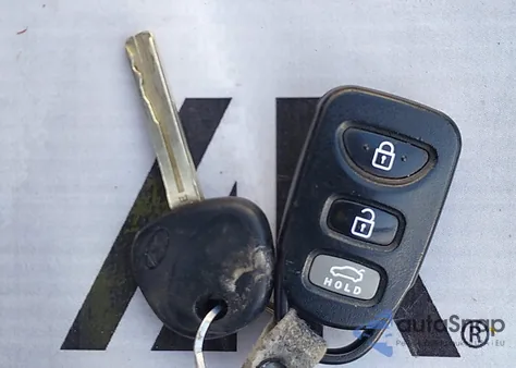 2014 Hyundai Sonata Gls z USA, uszkodzony, nr VIN 5NPEB4AC0EH816197